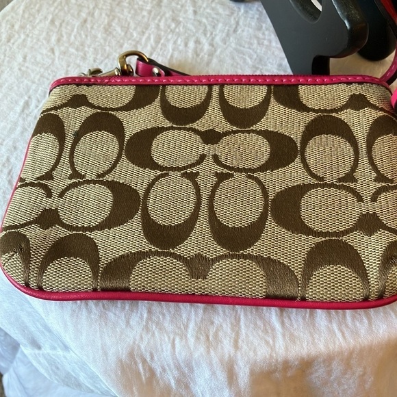 Coach: Khaki/Pink Signature Canvas/Leather wristlet/Clutch- 2 card slots - Picture 9 of 16